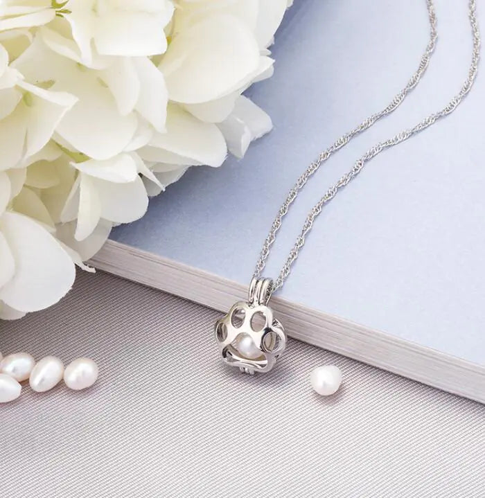 Glowing Dog Paw Pendant – Openable Memorial Necklace